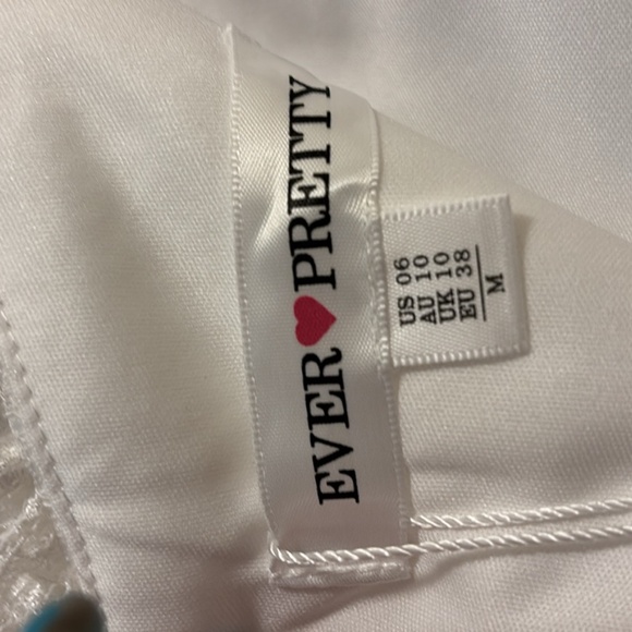 Bridal Gown - Picture 6 of 9